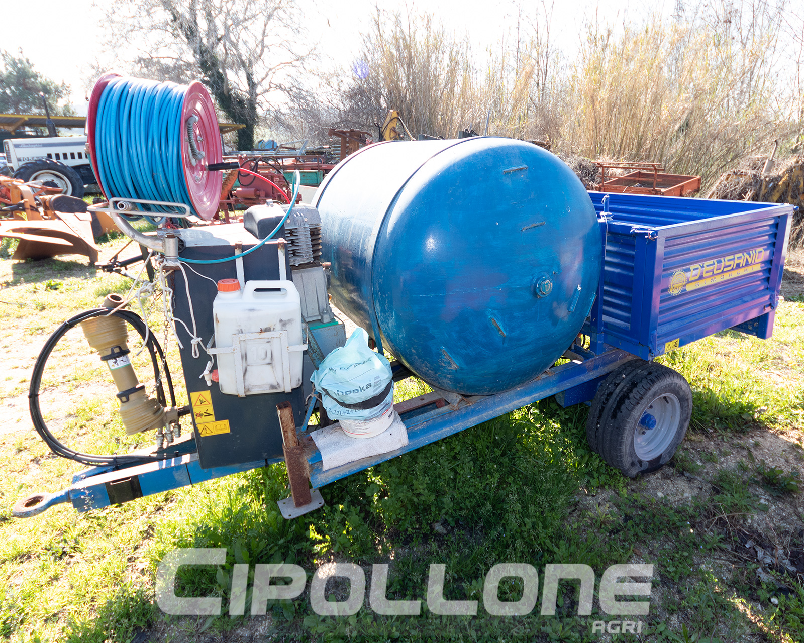 Compressore trainato con rimorchio D'Eusanio