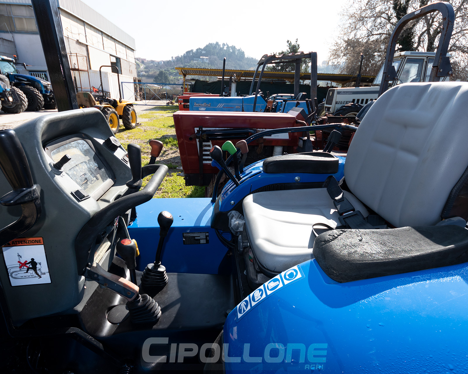 New Holland TK 85